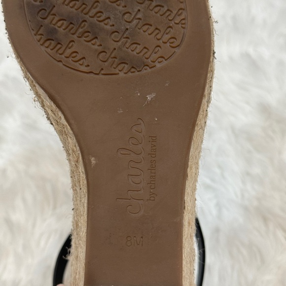 Excellent condition. Wedge , espadrille sandals. Black straps - Picture 6 of 7